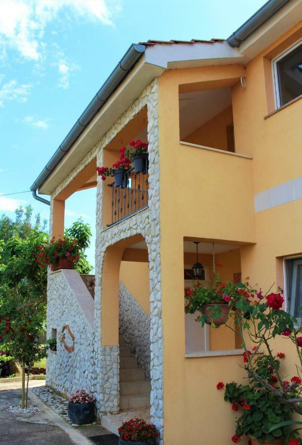 Horizont Apartman Kukci Esterno foto